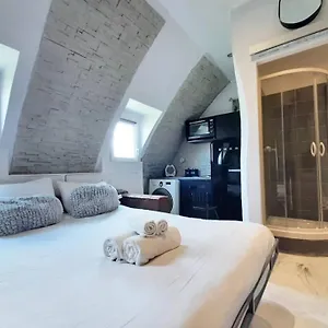  Appartement Nid Perché Au Coeur De Pigalle